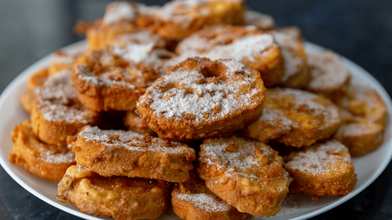 Rabanadas Portuguese dessert