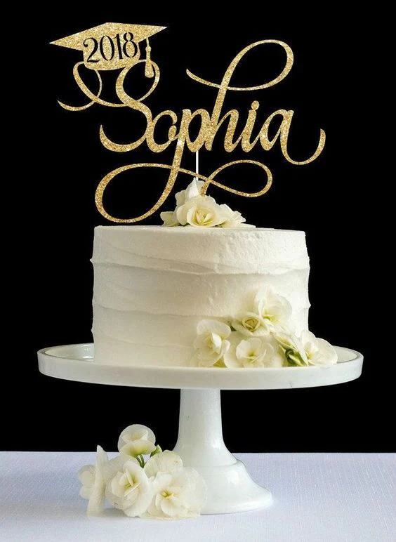 Elegant and simple with gold cake topper
